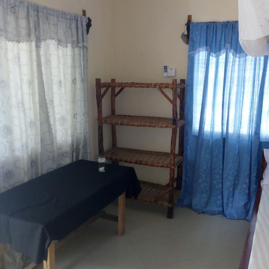 Asiya Beach Bungalow Нунгві Екстер'єр фото